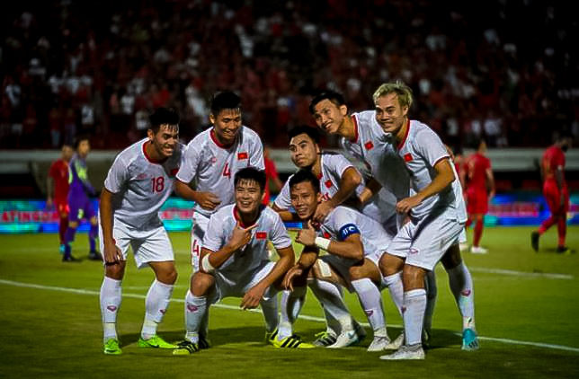 ĐT Việt Nam chốt danh sách 25 cầu thủ cho trận đấu với ĐT UAE