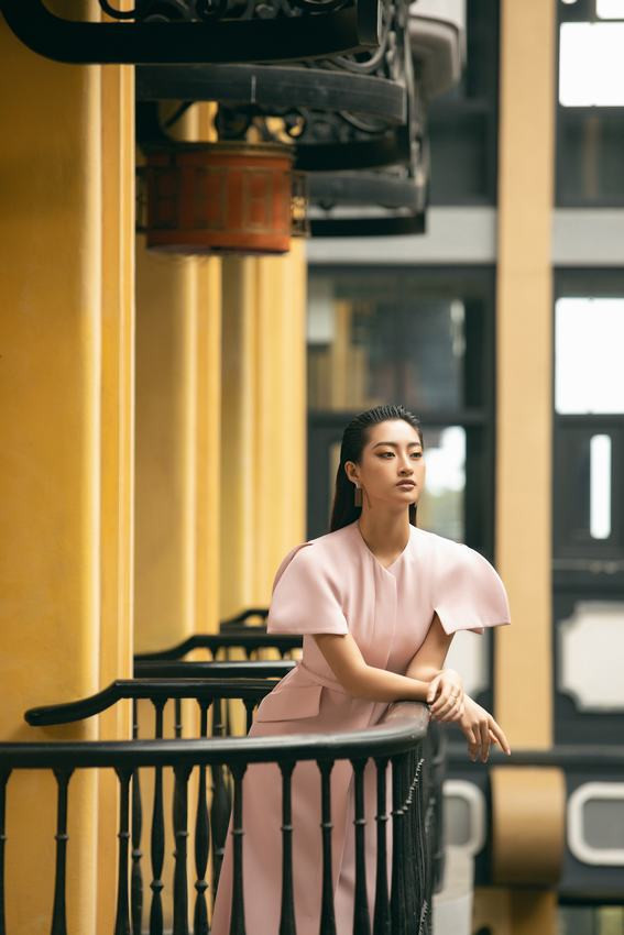 Hoa hậu Lương Thùy Linh “mách nhỏ” phong cách đồ thu đông 2019