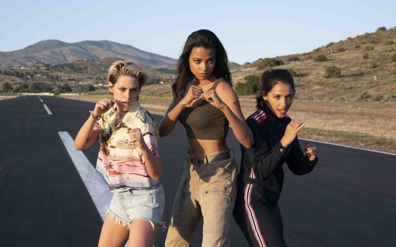 “Charlie’s Angels”: Sự trở lại ngọt ngào của các “đả nữ” thiên thần