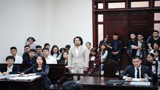 Mở lại phiên phúc thẩm vụ kiện giữa Tuần Châu và đạo diễn Việt Tú