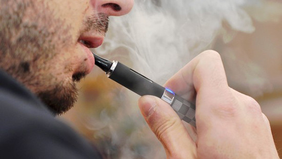 WHO không khuyến cáo sử dụng thuốc lá điện tử làm phương tiện cai thuốc
