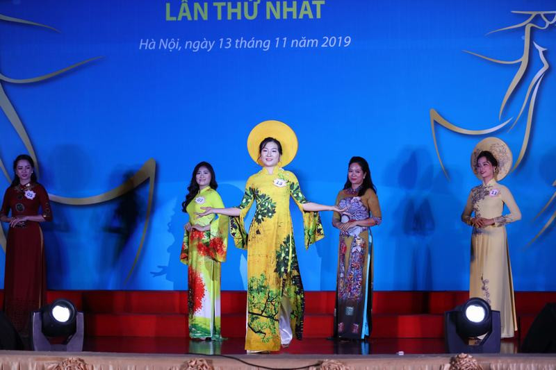 NSND Hoàng Dũng, NTK Đỗ Trịnh Hoài Nam là giám khảo cuộc thi “Nữ cán bộ công đoàn duyên dáng”