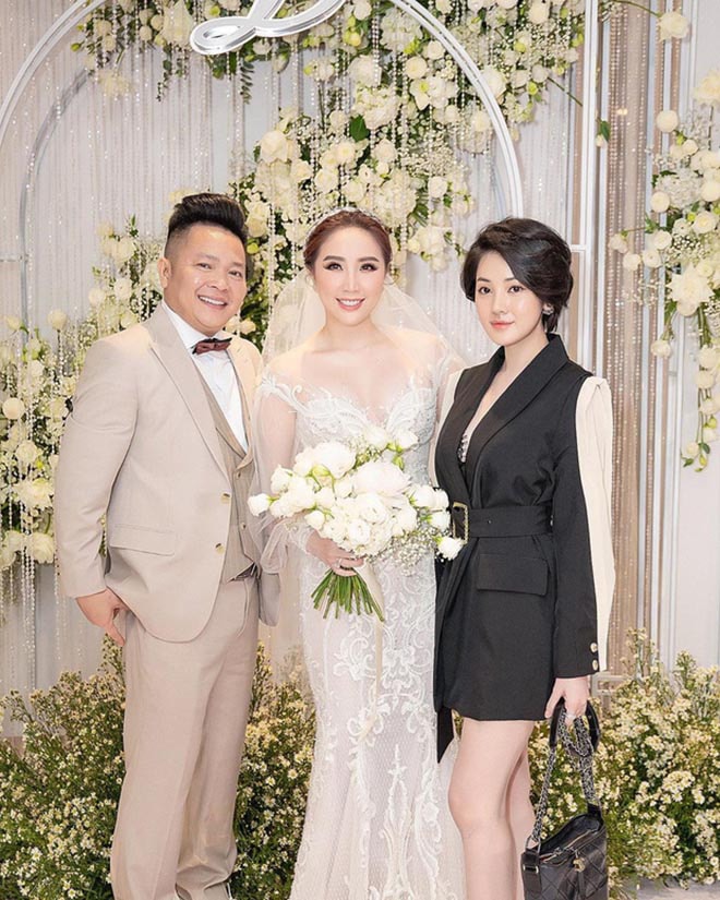 Bảo Thy Hoàng Anh Apple 0