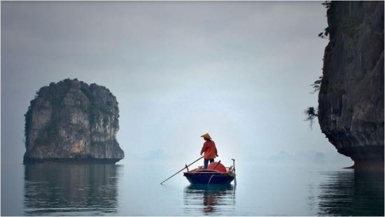 Chỉ đến Hạ Long vào mùa hè là sai lầm lớn