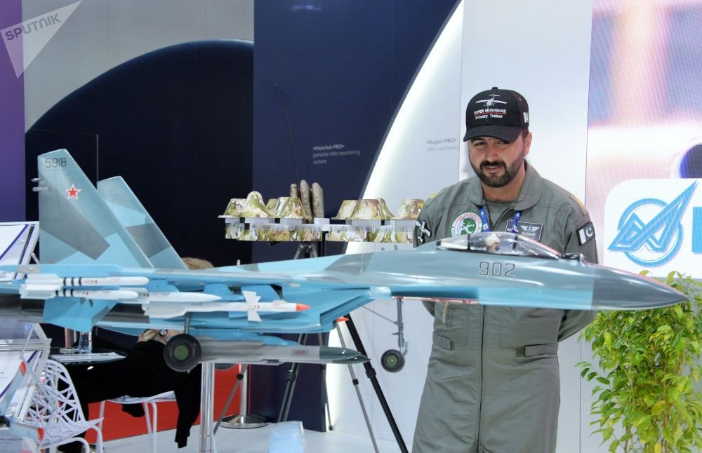 Mãn nhãn những pha trình diễn của “chim sắt” tại Dubai Airshow 2019