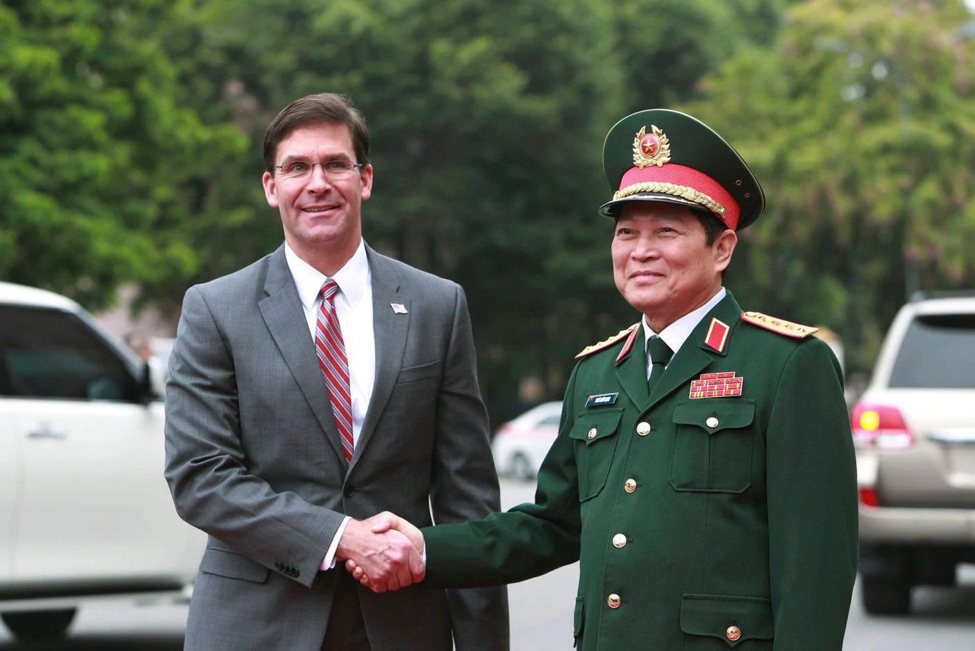 Dẫn chuyện Hai Bà Trưng, Bộ trưởng Quốc phòng Mỹ ngưỡng mộ tinh thần bất khuất của Việt Nam