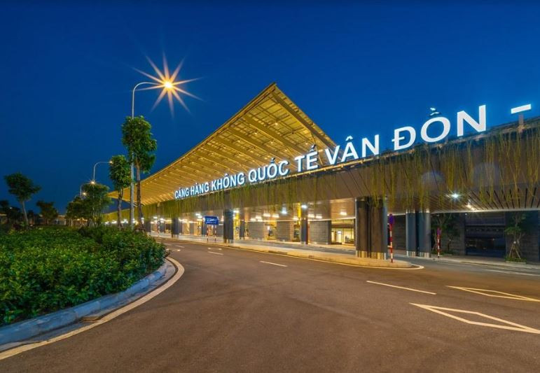 Tour Sài Gòn- Quảng Ninh qua sân bay Vân Đồn chỉ có 5 triệu đồng