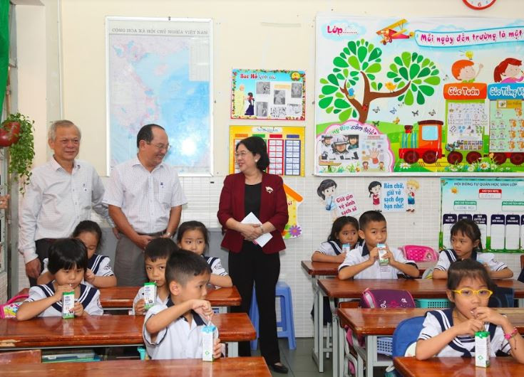 Sữa học đường TP. Hồ Chí Minh đã bắt đầu “vào nhịp” chỉ sau 2 tuần triển khai