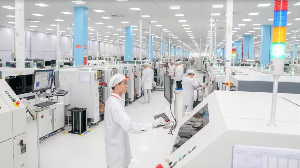 VinSmart khánh thành tổ hợp nhà máy sản xuất thiết bị điện tử thông minh giai đoạn 1
