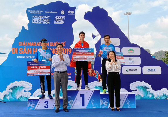 Giải Marathon quốc tế Di sản Vịnh Hạ Long