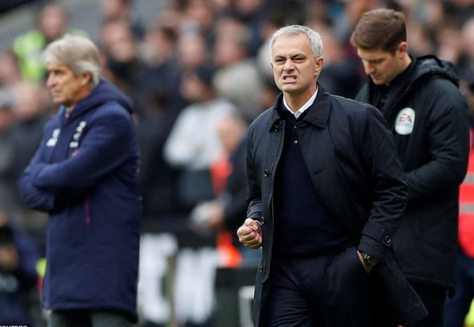 Man City ngắt mạch 7 trận thắng liên tiếp của Chelsea, Mourinho mở màn thành công tại Tottenham