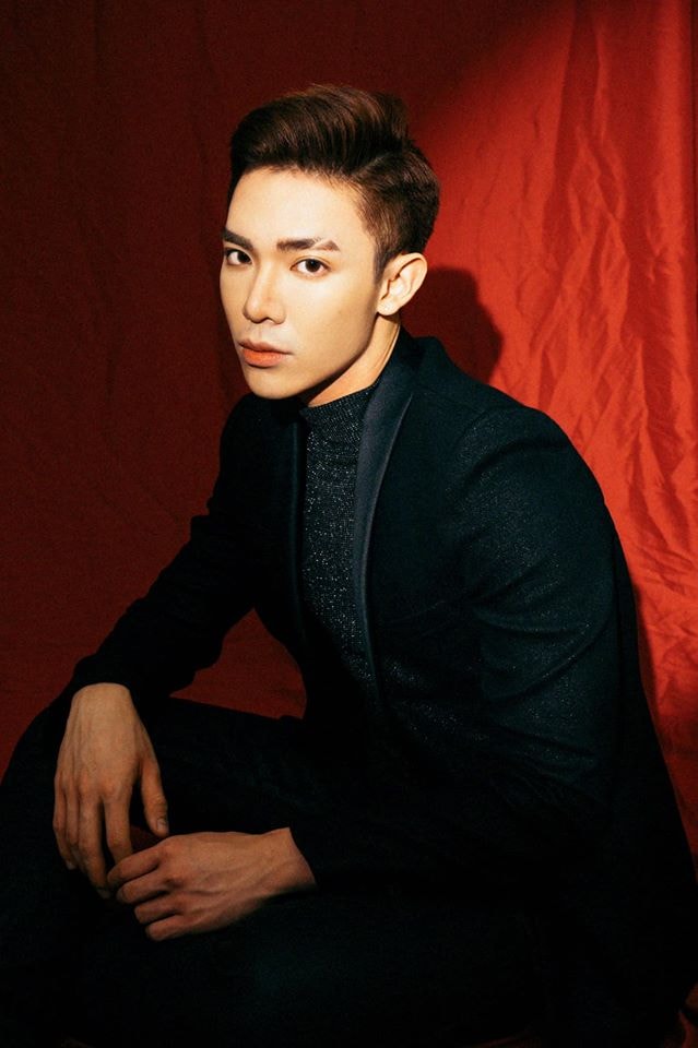 Erik tóc mới 2