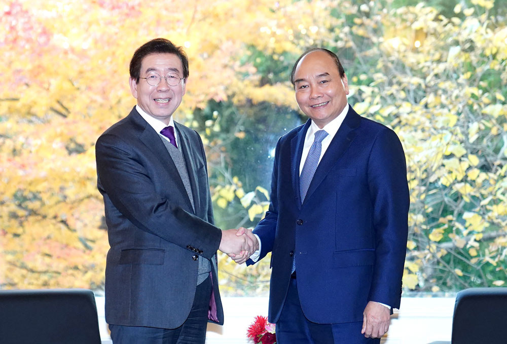 Thủ tướng Nguyễn Xuân Phúc hội kiến Chủ tịch Quốc hội Hàn Quốc; tiếp Thị trưởng Seoul