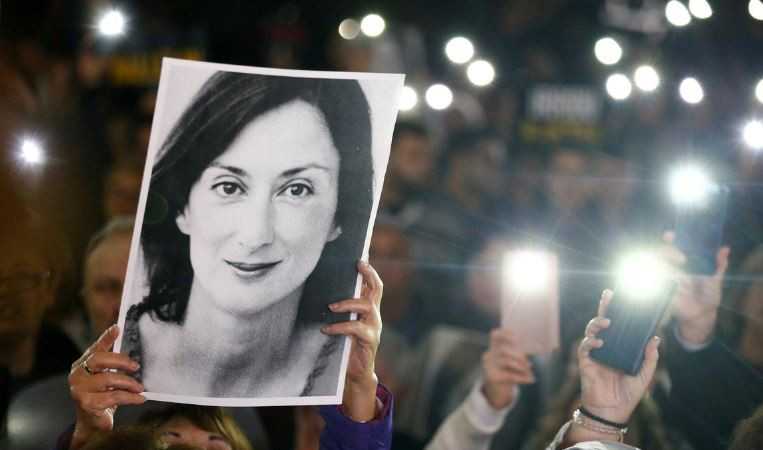 Vụ nhà báo Malta chống tham nhũng bị sát hại: Biểu tình đòi Thủ tướng từ chức