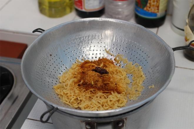 mì tôm trứng 2