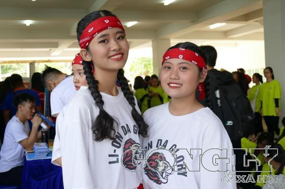 p1310926-w1000-h666.JPG