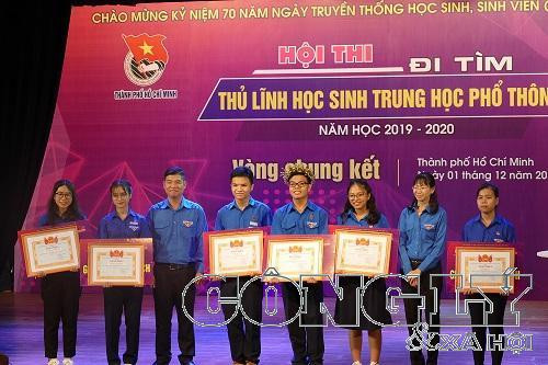p1310968-w1000-h666.JPG
