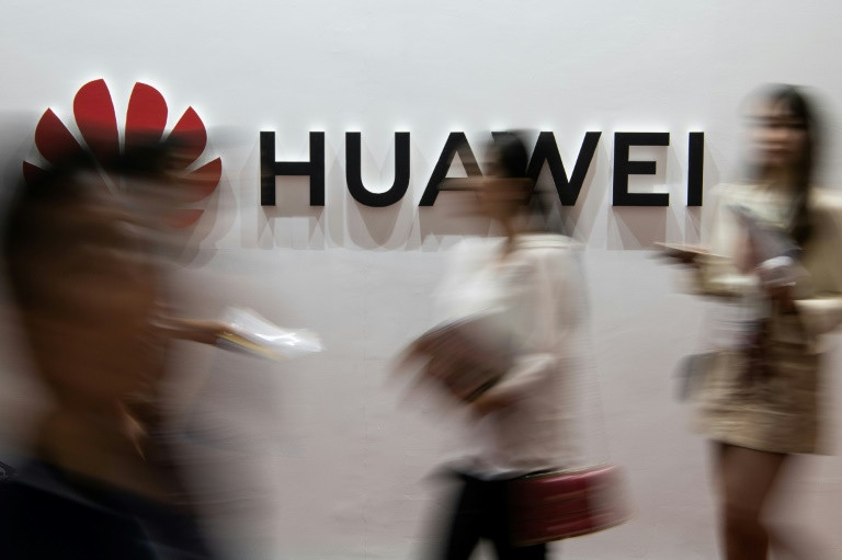 Huawei đâm đơn kiện lệnh cấm của Mỹ