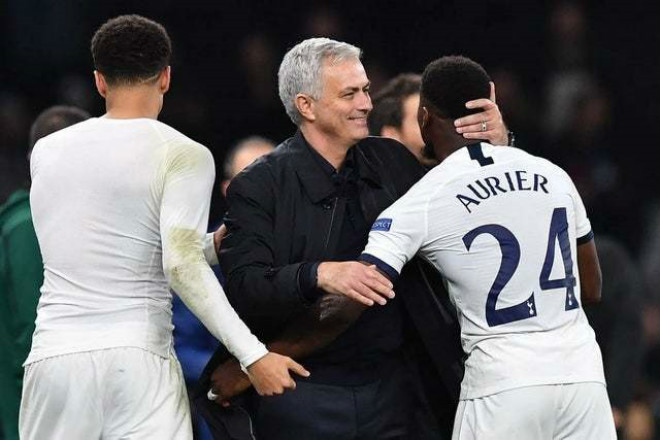 Mourinho – Man United: Còn gì đau hơn chữ đã từng