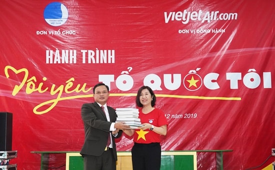 Vietjet tri ân bậc tiền nhân của đất nước