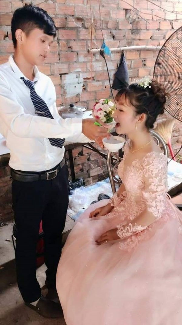 Bất ngờ trước cặp cô dâu 12, chú rể 14 chia tay, hủy đám cưới 0