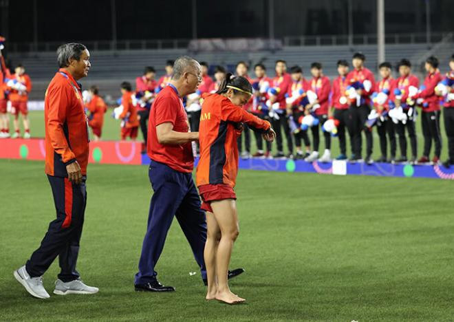 hong-le-ngoisao.vn-w700-h443.jpg 0 hong-le-ngoisao.vn-w700-h443.jpg 0
