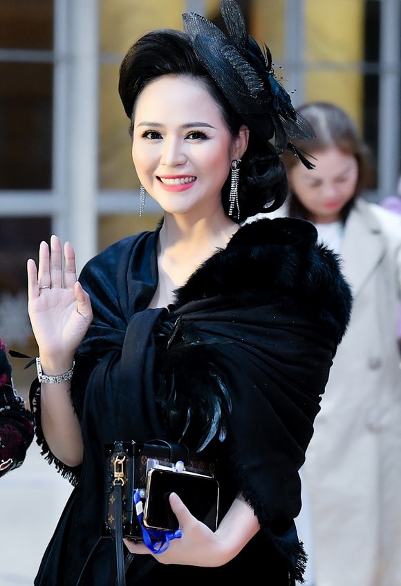 bui-thanh-huong-1112-1-ngoisao.vn-w580-h848 6