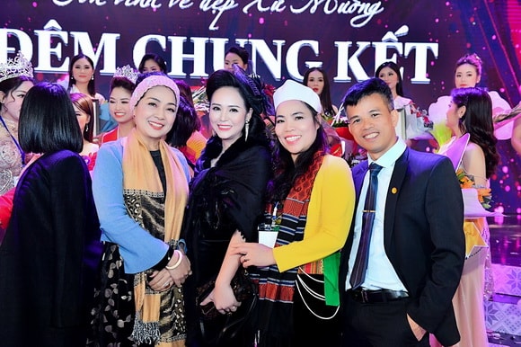 bui-thanh-huong-1112-4-ngoisao.vn-w580-h386 3