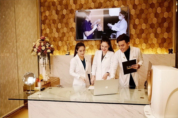 ceo-do-thi-thu-mai-1112-5-ngoisao.vn-w580-h386 1 ceo-do-thi-thu-mai-1112-5-ngoisao.vn-w580-h386 1