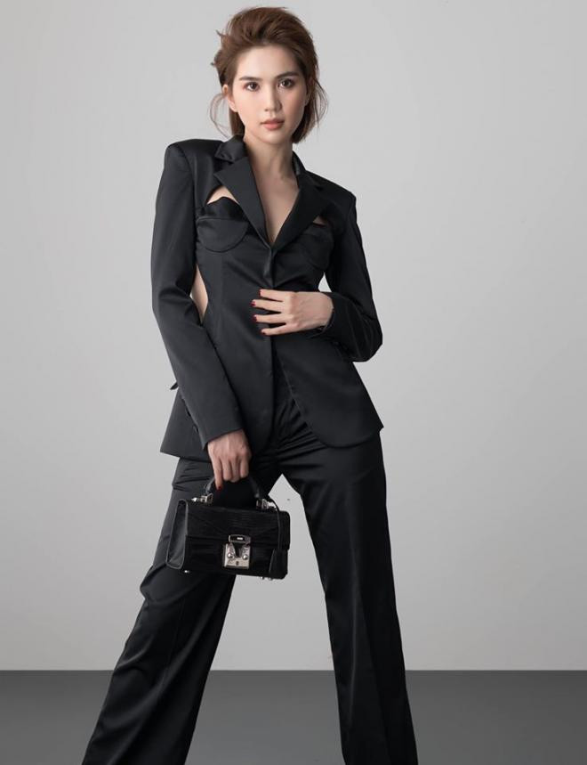 bộ ảnh Ngọc Trinh  4