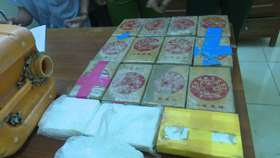 Khởi tố vụ án 25 bánh heroin dạt bờ biển ở Quảng Nam