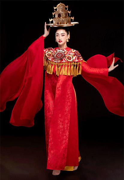 Lương Thùy Linh mang múa mâm đến Miss World 2019