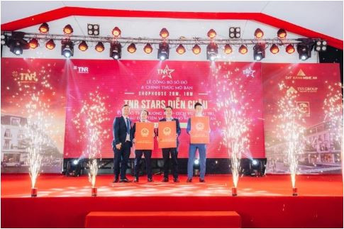 Lễ hội chào đón giáng sinh đầu tiên tại TNR Stars Diễn Châu