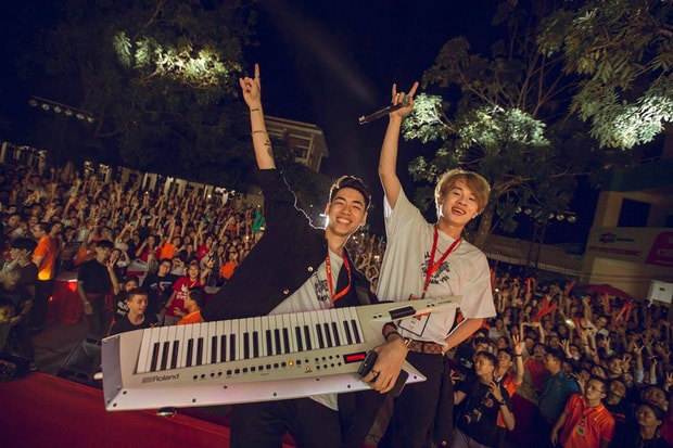 jack-va-k-icm-chua-day-mot-nam-ket-hop-an-y-den-duong-ai-nay-di-day-ai-oan-hinh-anh0958060191-ngoisao.vn-w620-h413 6