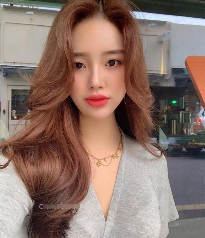 tóc xoăn dài đẹp 9