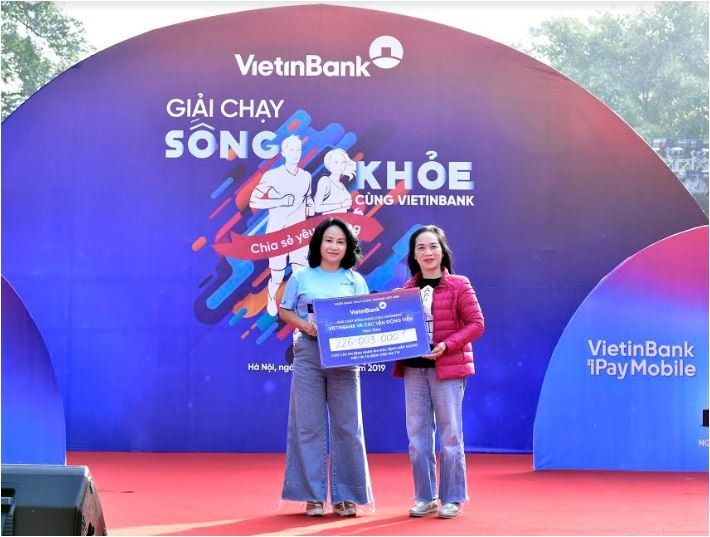 Giải chạy “Sống khỏe cùng VietinBank”: Lan tỏa và sẻ chia yêu thương