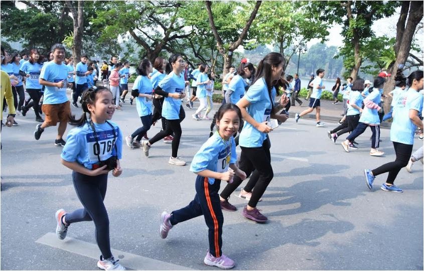 Giải chạy “Sống khỏe cùng VietinBank”: Lan tỏa và sẻ chia yêu thương