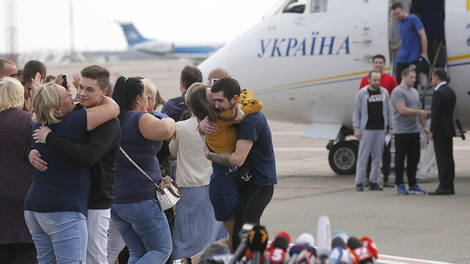 Tin vắn thế giới ngày 30/12: Ukraine trao đ​ổi tù binh với lực lượng thân Nga
