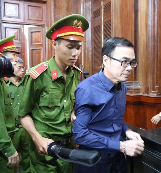 Cựu Phó Chủ tịch UBND TP. HCM Nguyễn Hữu Tín lĩnh án 7 năm tù