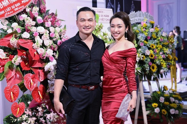 Chi Bảo và vợ cũ 2
