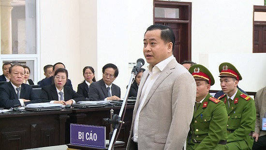 Xét xử vụ bán “đất vàng” ở Đà Nẵng: Hai bị cáo xin thay đổi tội danh