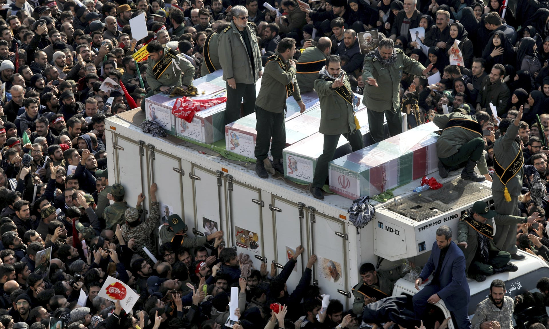 Iran: Biển người dự tang lễ tướng Qassem Soleimani