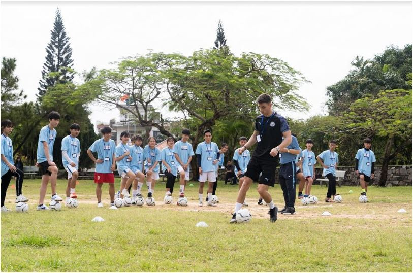 Manchester City cùng SHB chắp cánh ước mơ Việt