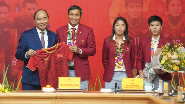 Thực hư việc đội tuyển bóng đá nữ Việt Nam bị 'xù' thưởng 500 triệu đồng