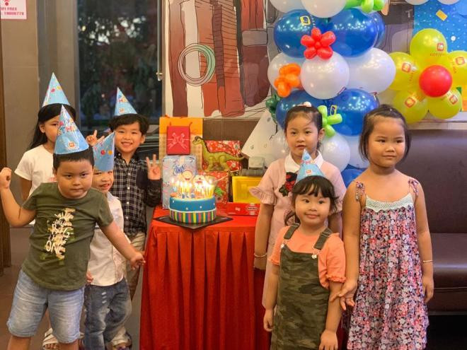 Chồng vắng mặt trong sinh nhật 5 tuổi của con trai Hoa hậu Diễm Hương 6