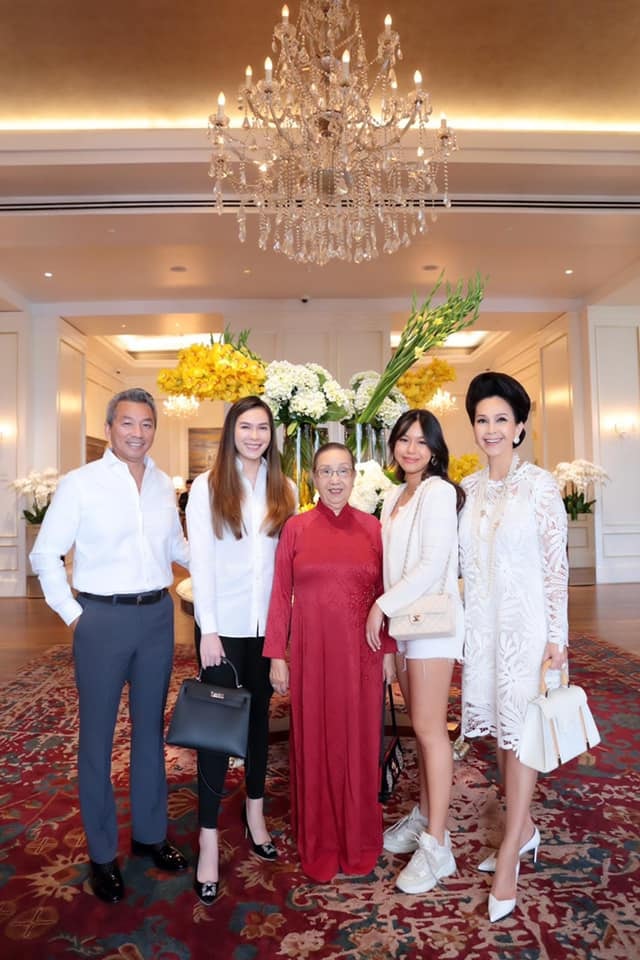 sinh nhật Thùy My 6