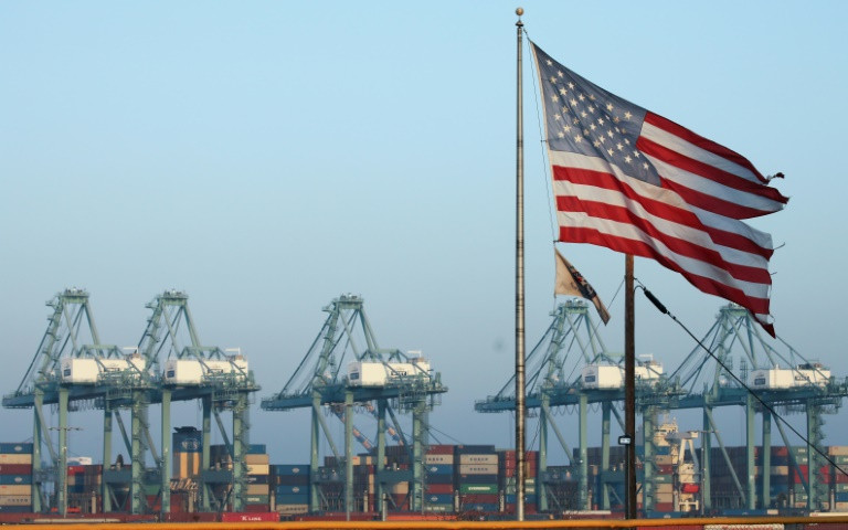 Thặng dư thương mại của Trung Quốc với Mỹ đã giảm 8,5% vào năm 2019