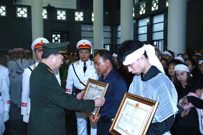 Lễ tang 3 liệt sĩ CAND hy sinh tại Đồng Tâm