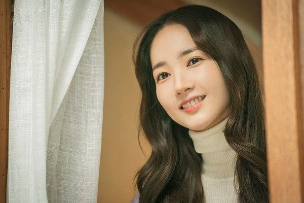 Park Min Young ngọt ngào trong drama mới với hình tượng gái quê giản dị điên đầu vì tình tay tư? 1