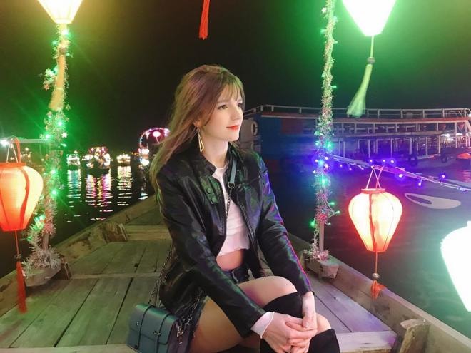 DJ thả thính Đoàn Văn Hậu nghi lộ ảnh nhạy cảm 0